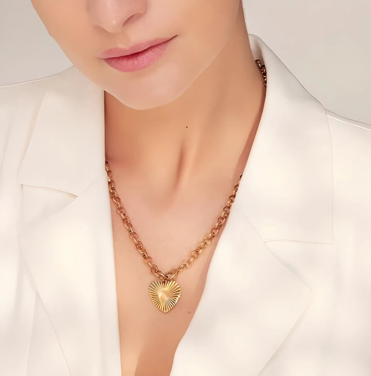 14K Gold-Filled Romantic Forever Heart Necklace For Women - Elegant Heart Chain Double Layer Necklace, Heart Round Pendant Movable Chain, Shiny Heart Gold Necklace