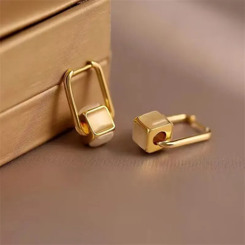 2022 Korean New Simple Temperament Circle Pearl Earrings Fashion Small Versatile Earrings Women's Jewelry