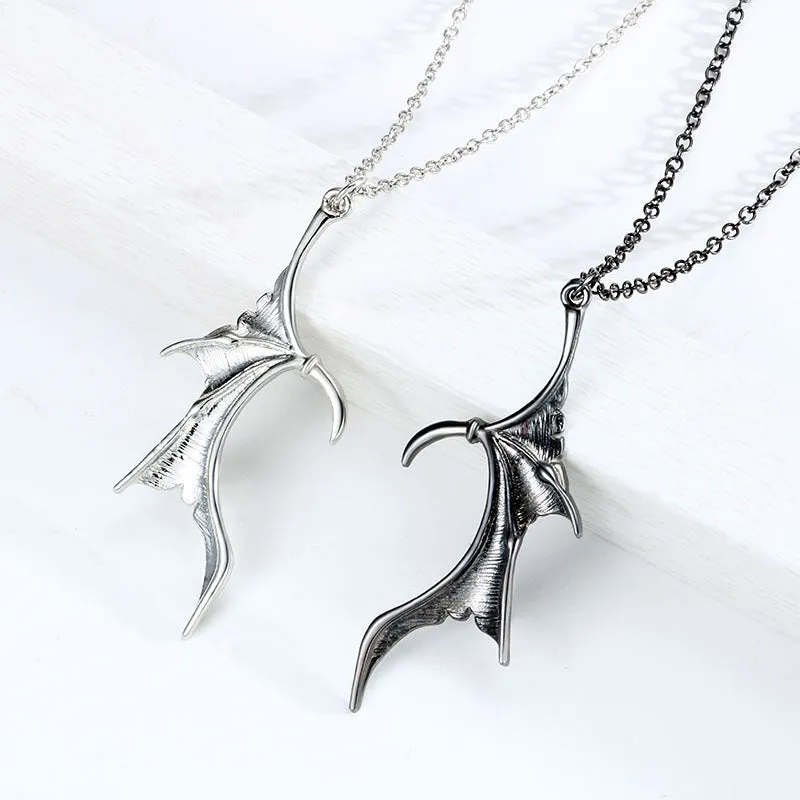 2Pcs/set Matching Drogan Wings Magnetic Necklaces for Couples BFFs