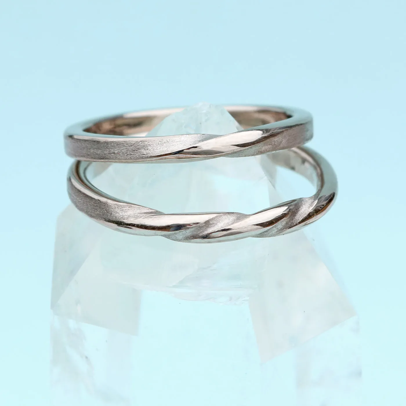 950 Platinum Spun Silk Triple Twist Wedding Ring