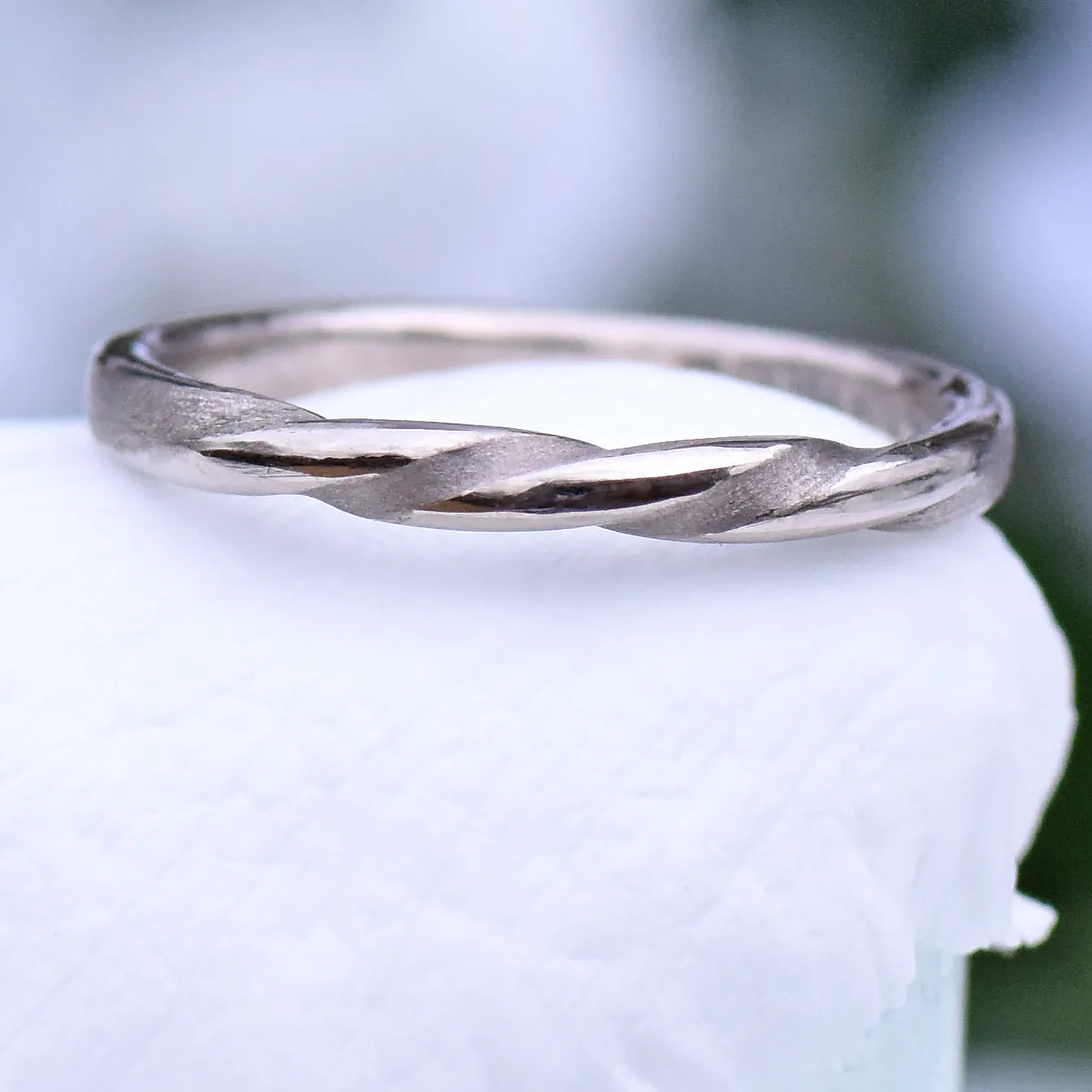 950 Platinum Spun Silk Triple Twist Wedding Ring