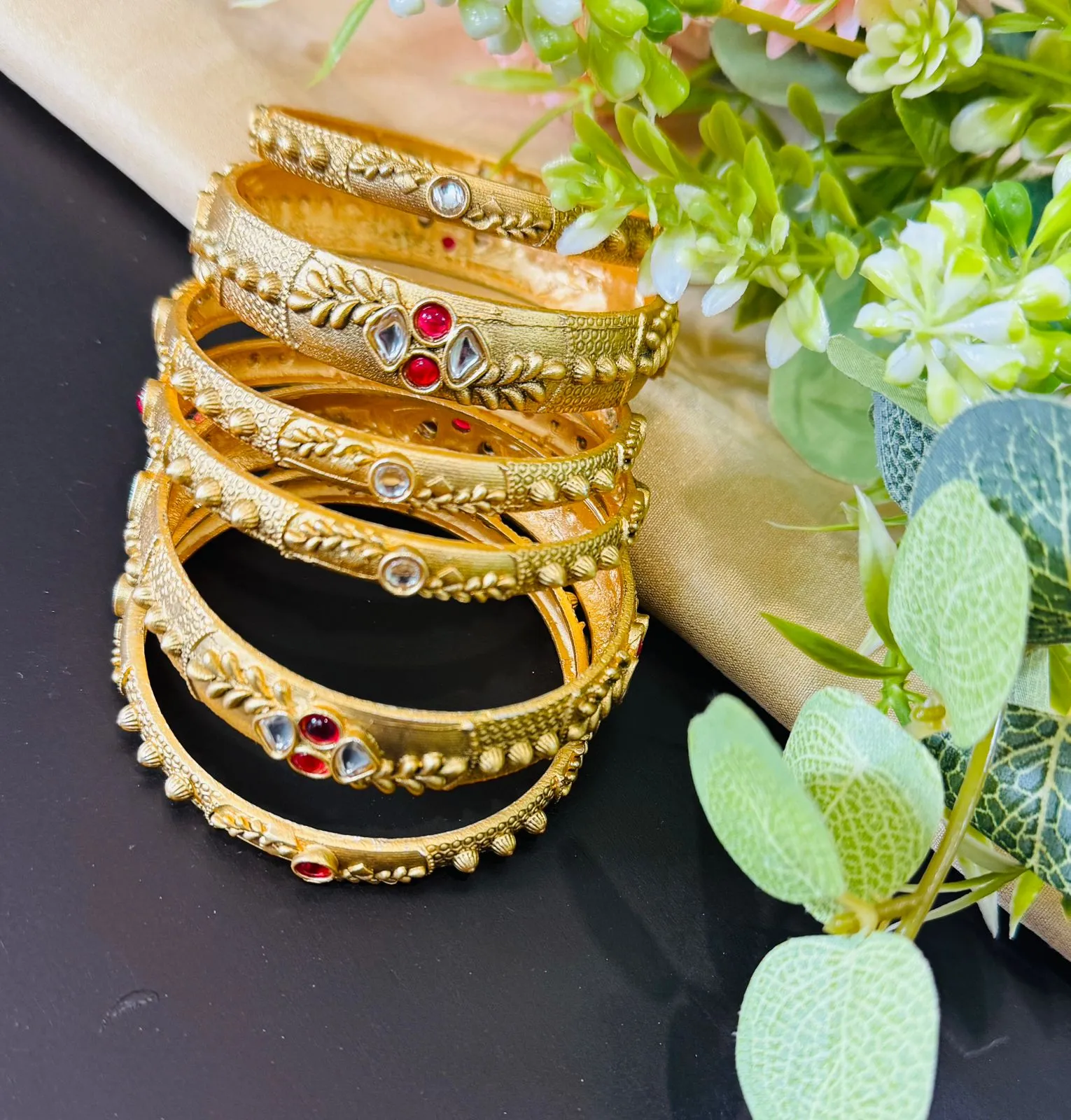 Antique Gold Plated Kundan Stones Bridal Bangles Set - 6 Pieces Premium Jewelry