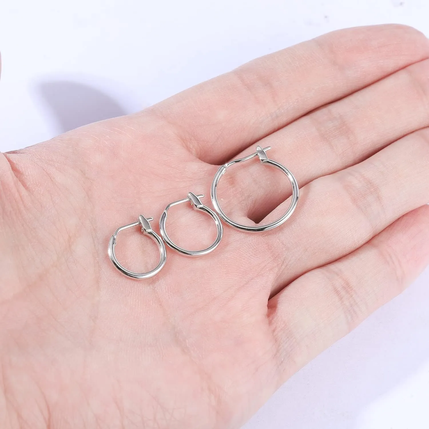 AoedeJ 925 Sterling Silver Hoop Earrings, High Polished Round Tiny Click-Top Hoop Earrings, Small Clasp Hoop Piercing Earrings