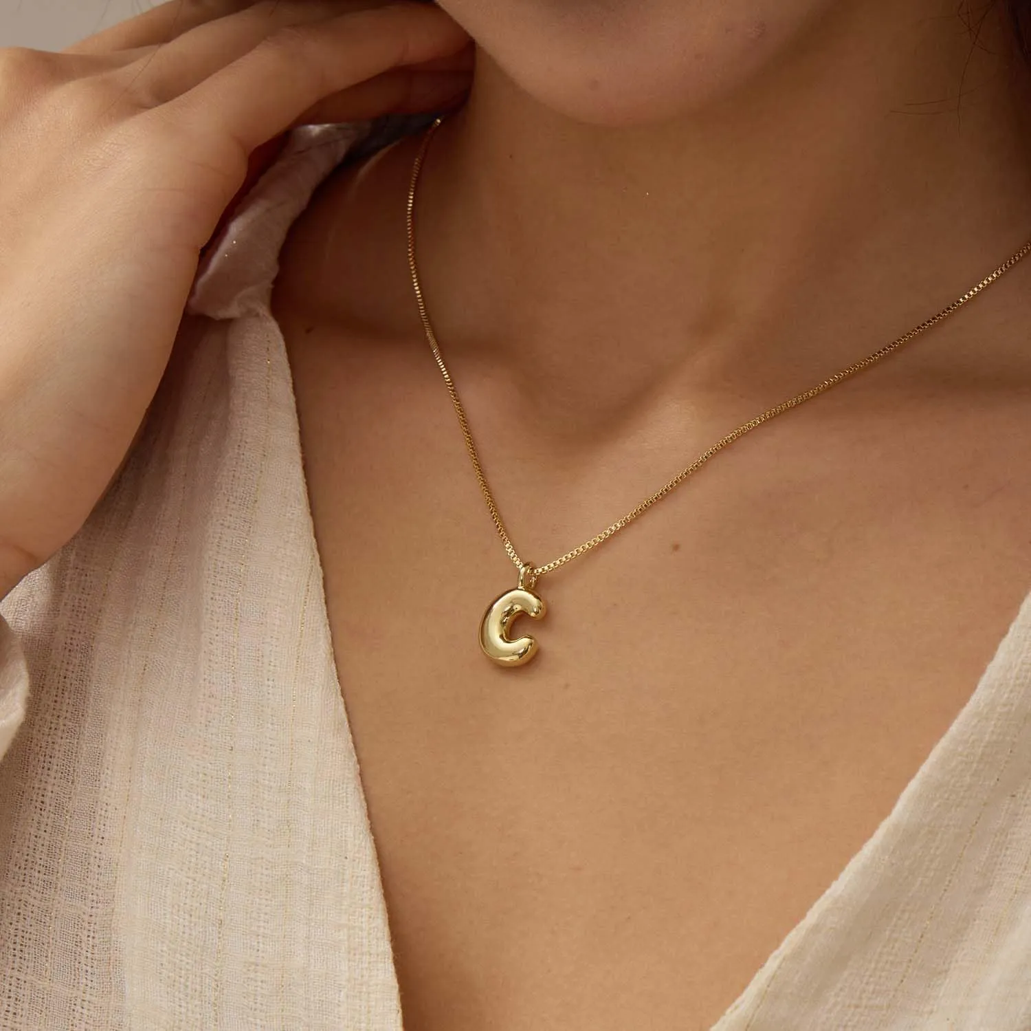 Bubble Gold Silver Letter Necklace Initial Necklaces for Women Trendy 14K Dainty Charm Pendant Name Necklace Personalized Jewelry Gift for Women Teen