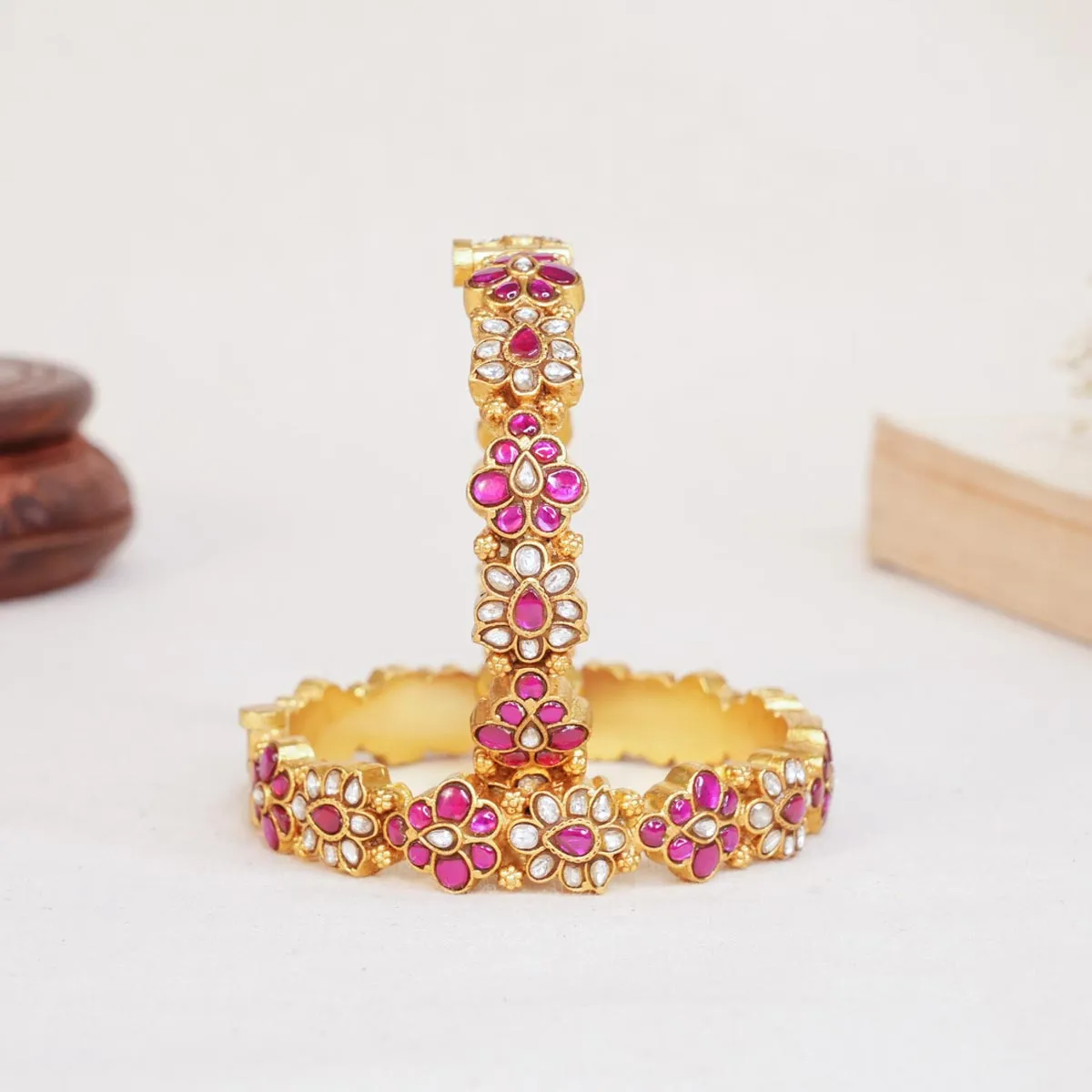 Dhivanikha Kundan Pair Bangle