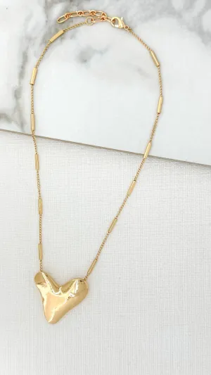 Envy Abstract Short Heart Necklace