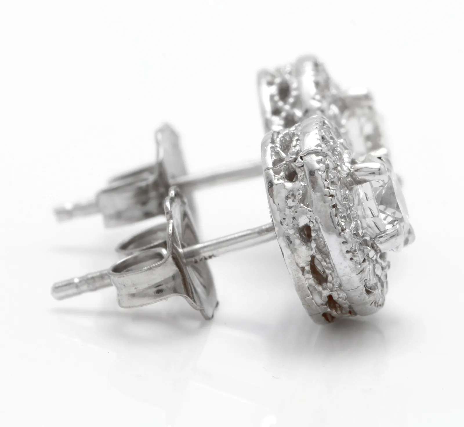 Exquisite 0.85 Carats Natural Diamond 14K Solid White Gold Stud Earrings