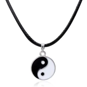 Fashion Leather Pendant Necklace