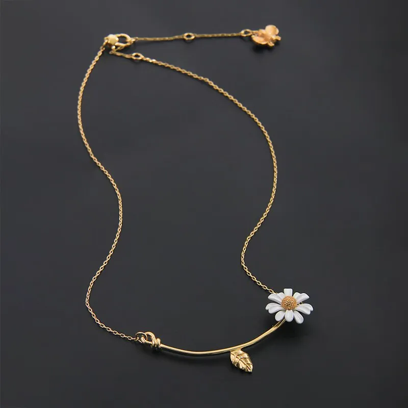 FFLACELL New Asymmetric White Enamel Daisy Flower bracelet Vintage