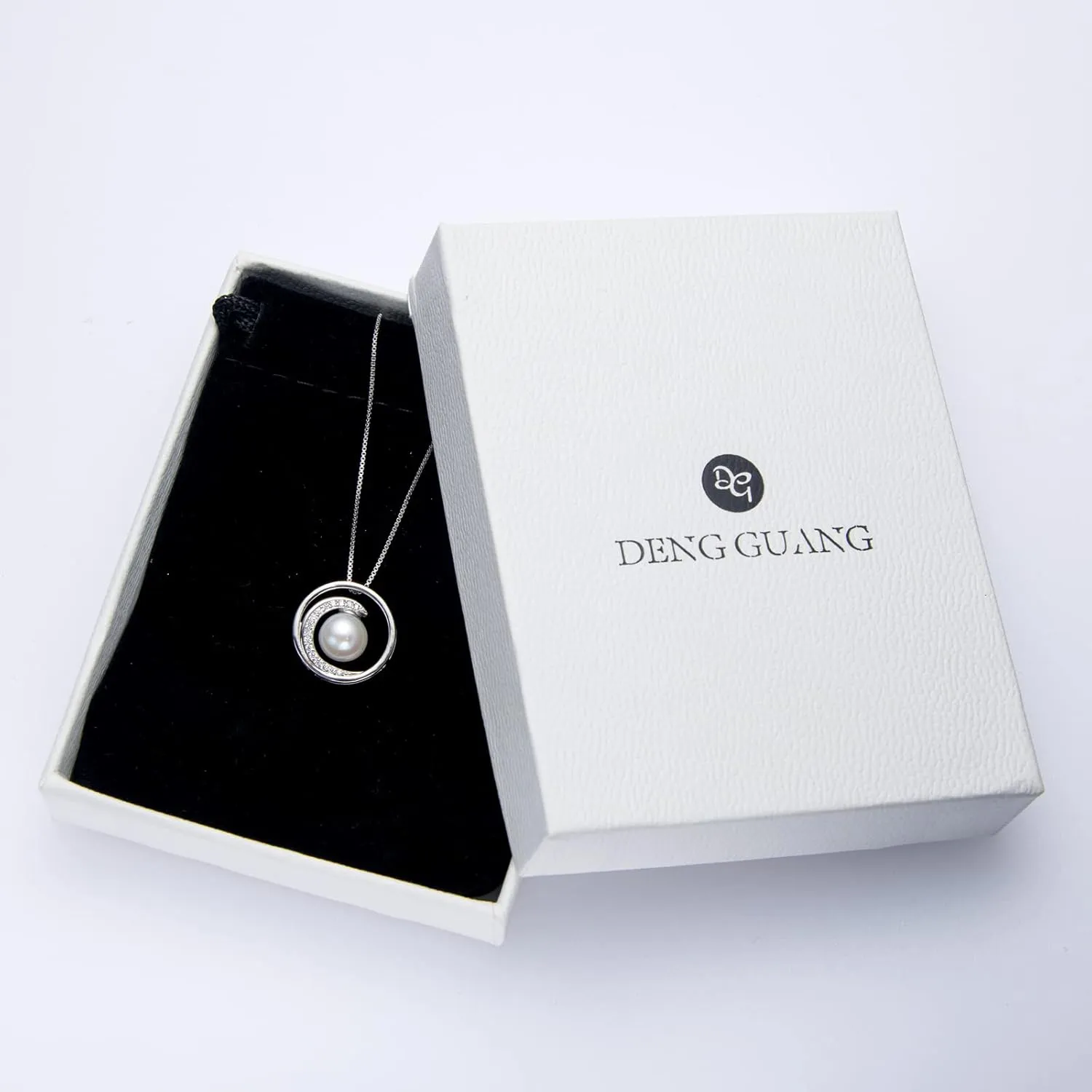 Freshwater Pearl Necklace for Women, Single White Pearl Pendant with 925 Sterling Silver Chain Pearl Jewelry Gifts for Mom Wife