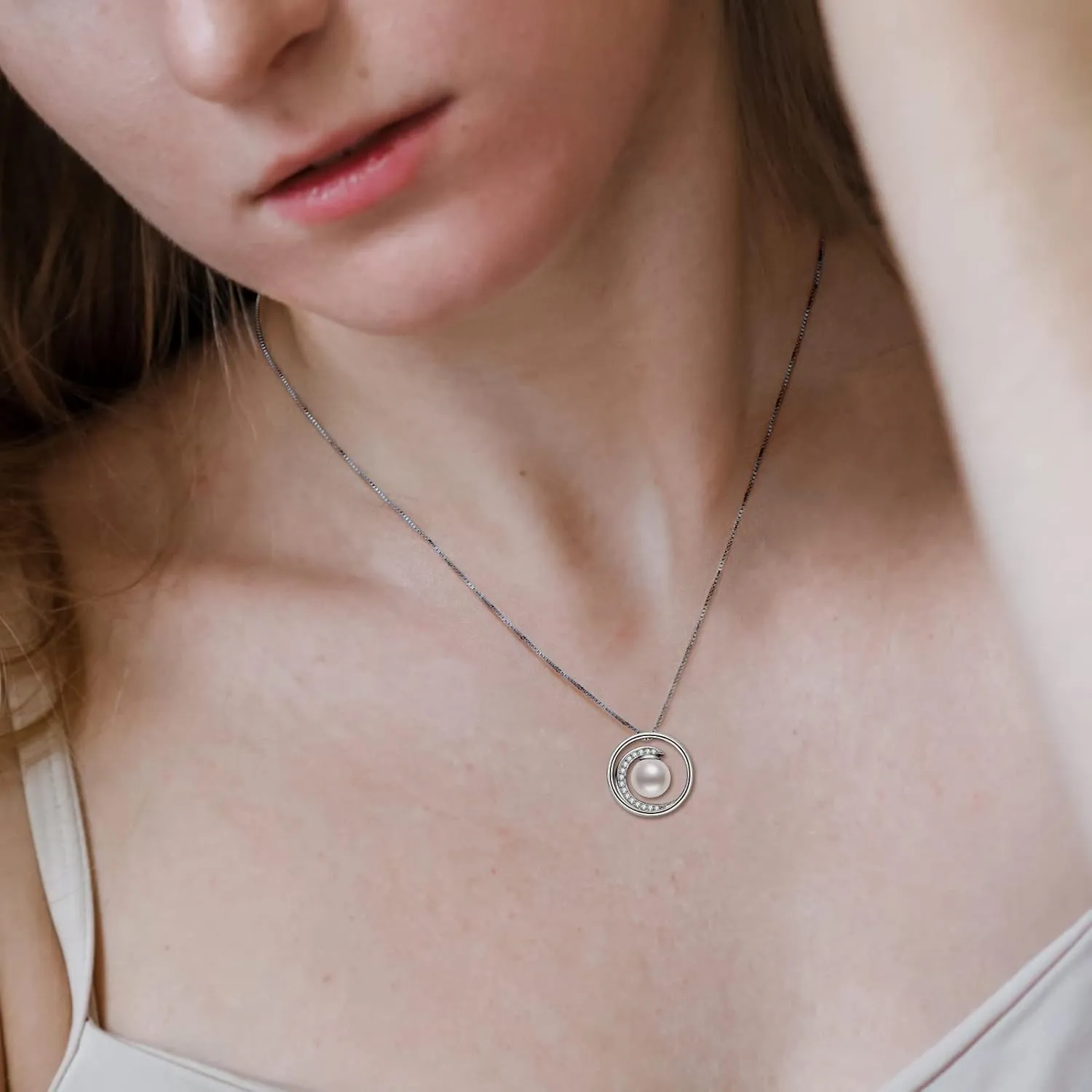 Freshwater Pearl Necklace for Women, Single White Pearl Pendant with 925 Sterling Silver Chain Pearl Jewelry Gifts for Mom Wife