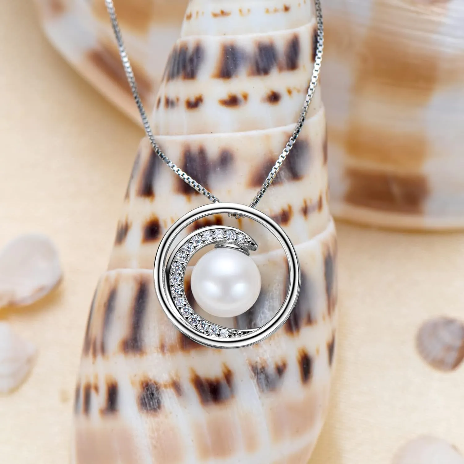 Freshwater Pearl Necklace for Women, Single White Pearl Pendant with 925 Sterling Silver Chain Pearl Jewelry Gifts for Mom Wife