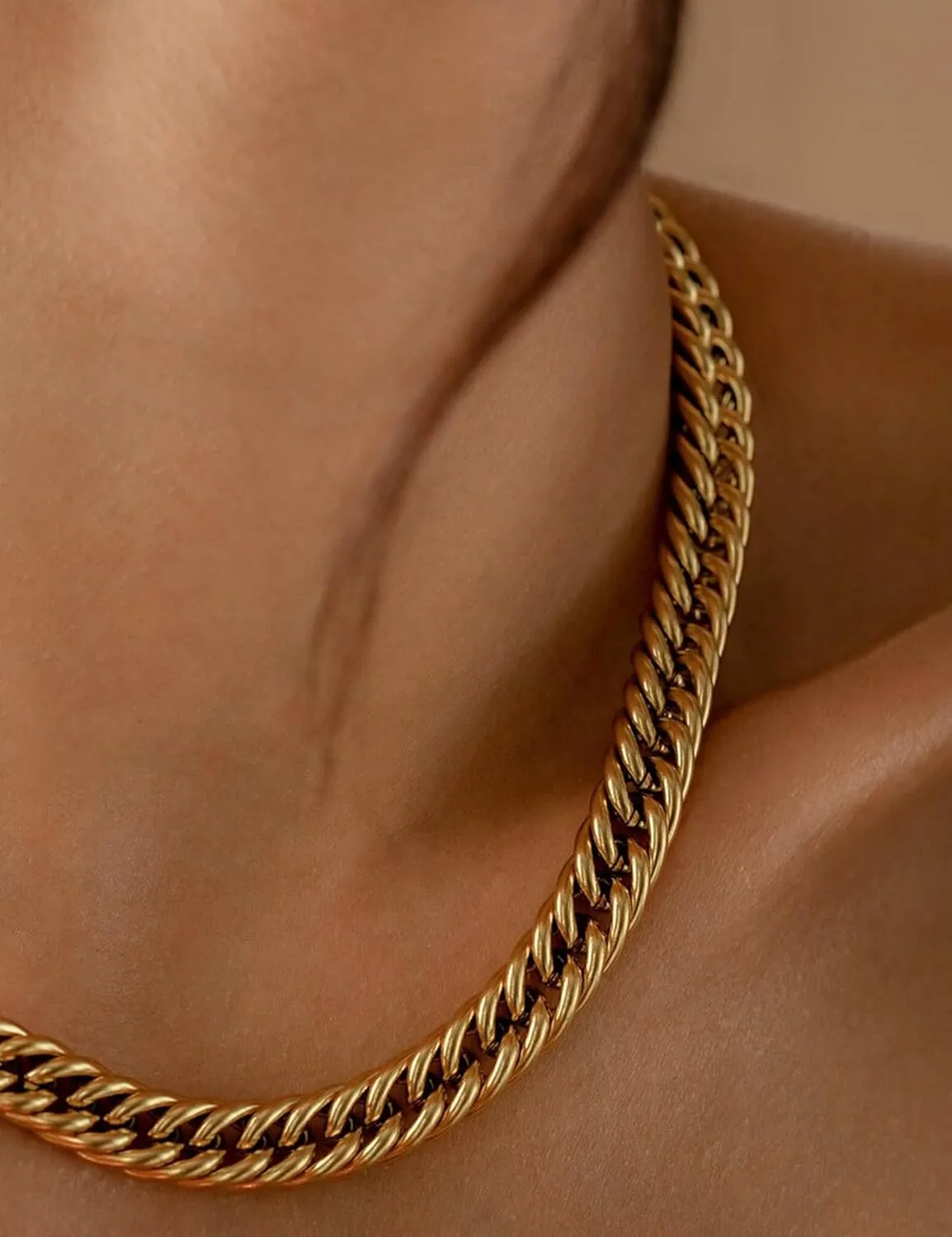Gold Cuban Link Chain for Women Men, 9mm 18K Gold Plated Chunky Cuban Curb Link Chain Choker Necklace