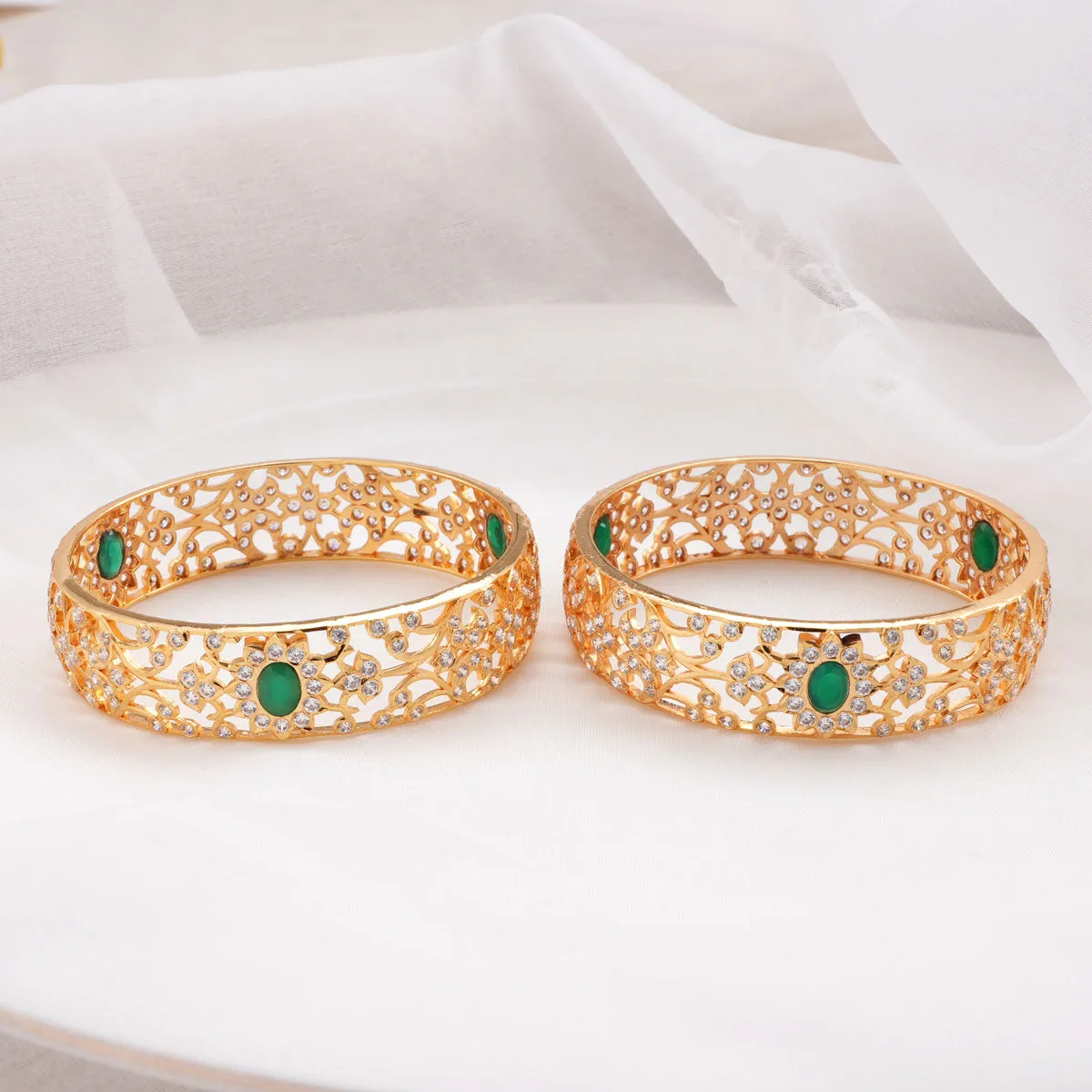 Limbrika Avikam Bangles
