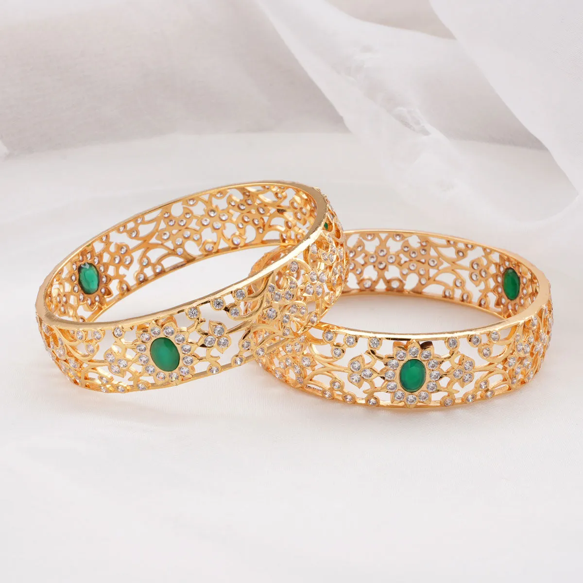Limbrika Avikam Bangles