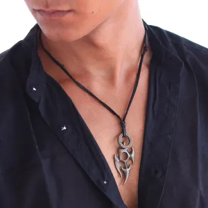 METALLIC PENDANT NECKLACE