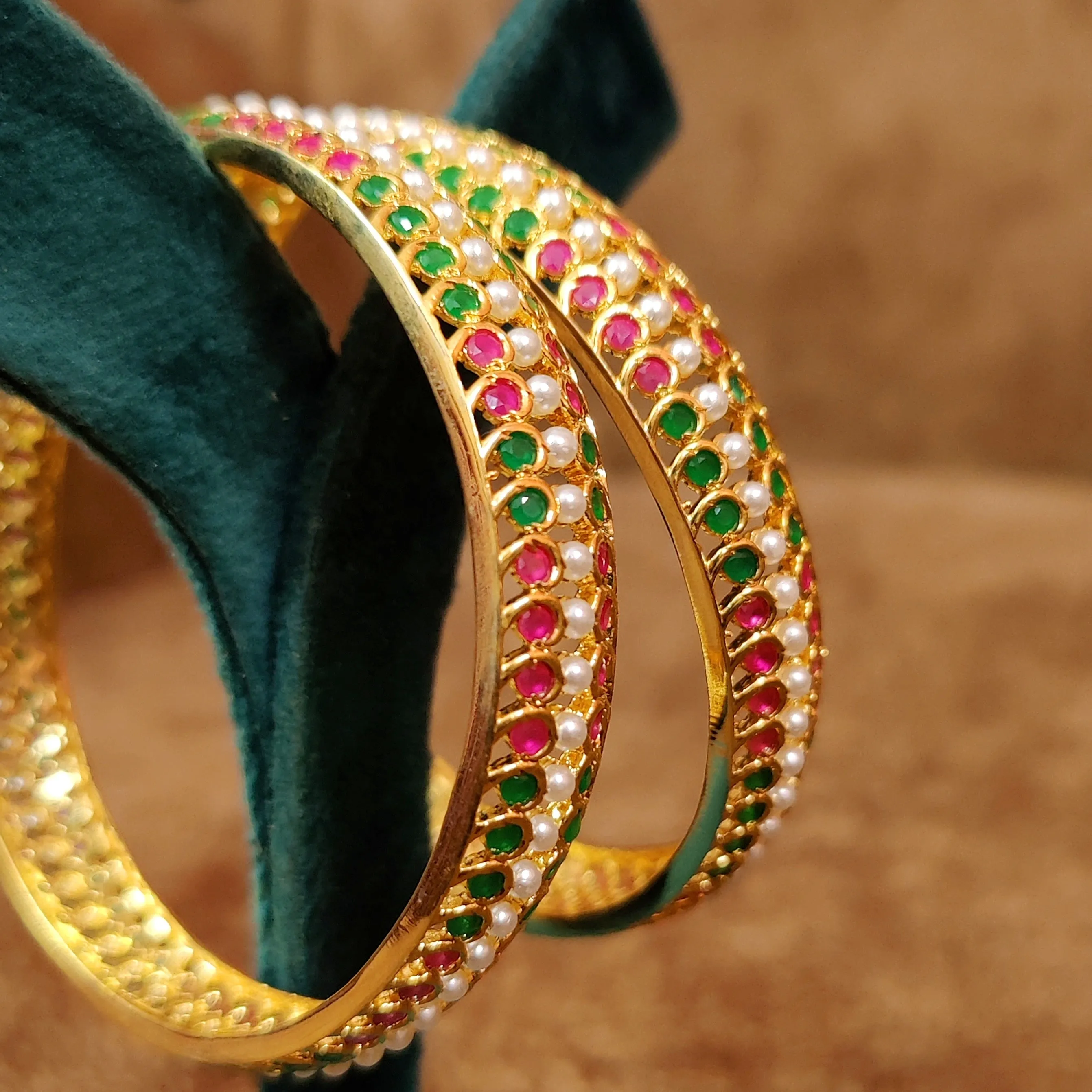MUTICOLOUR SEMI-PRECIOUS PEARL STONE STUDDED GOLD BANGLES