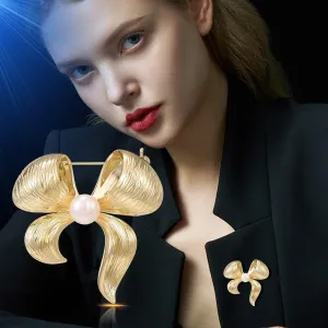 Pearl Brooch for Women Gold Pearl Brooches Pin Pearl Lapel Pin Valentine's Day Mother's Day Gift for Mother Wife