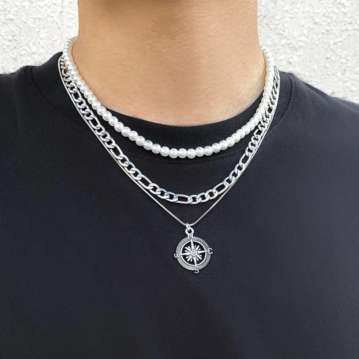 Pearl Choker Necklaces for Men White Pearl Necklace Set Gold Chain Layered Necklace Trendy Pearl Jewelry for Men Birthday Gifts for Boyfriend