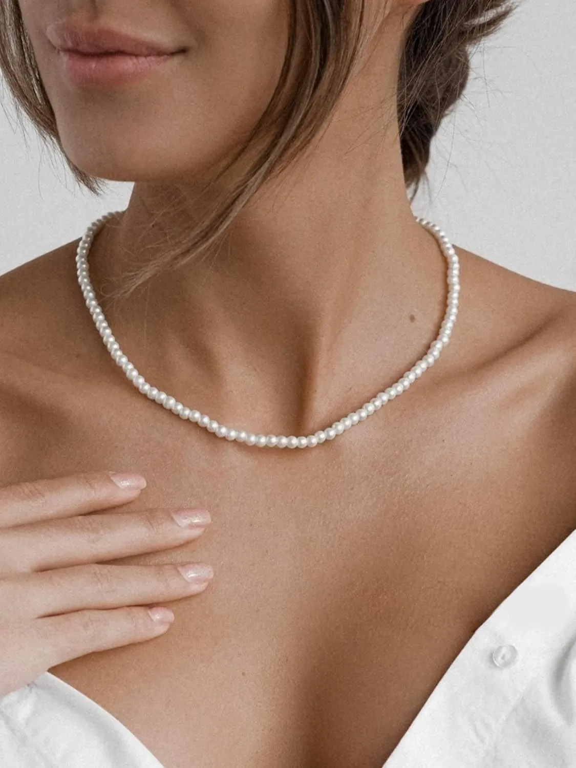 Pearl Choker Necklaces for Men White Pearl Necklace Set Gold Chain Layered Necklace Trendy Pearl Jewelry for Men Birthday Gifts for Boyfriend