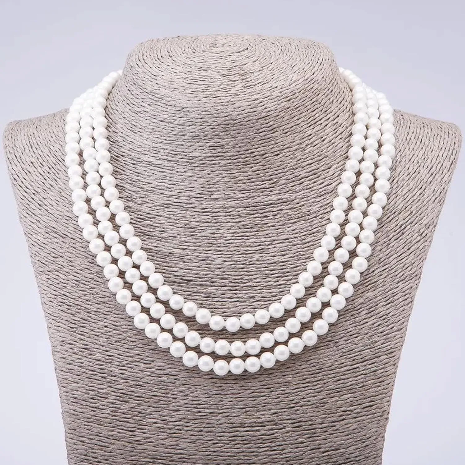 Pearl Choker Necklaces for Men White Pearl Necklace Set Gold Chain Layered Necklace Trendy Pearl Jewelry for Men Birthday Gifts for Boyfriend