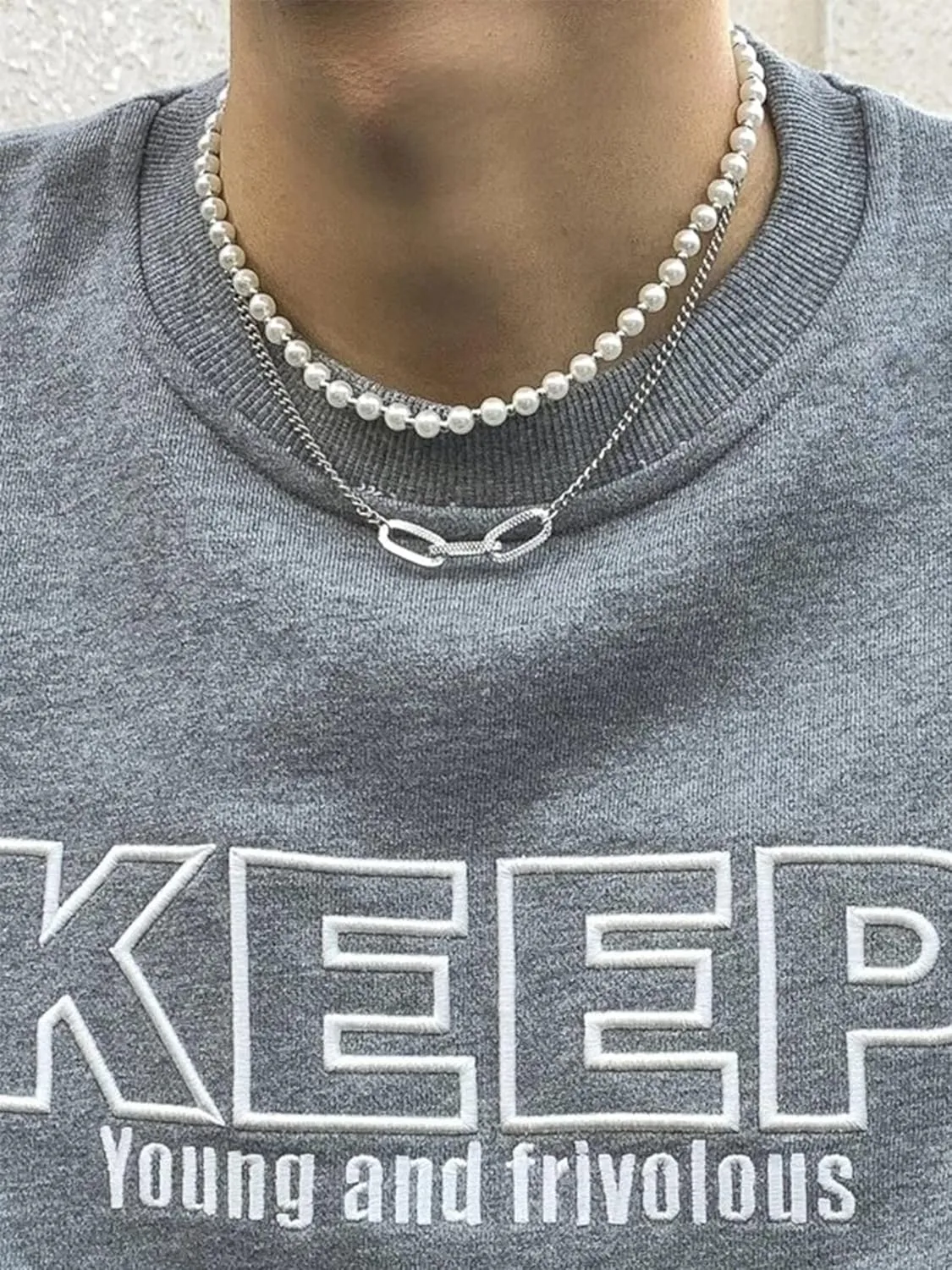 Pearl Choker Necklaces for Men White Pearl Necklace Set Gold Chain Layered Necklace Trendy Pearl Jewelry for Men Birthday Gifts for Boyfriend