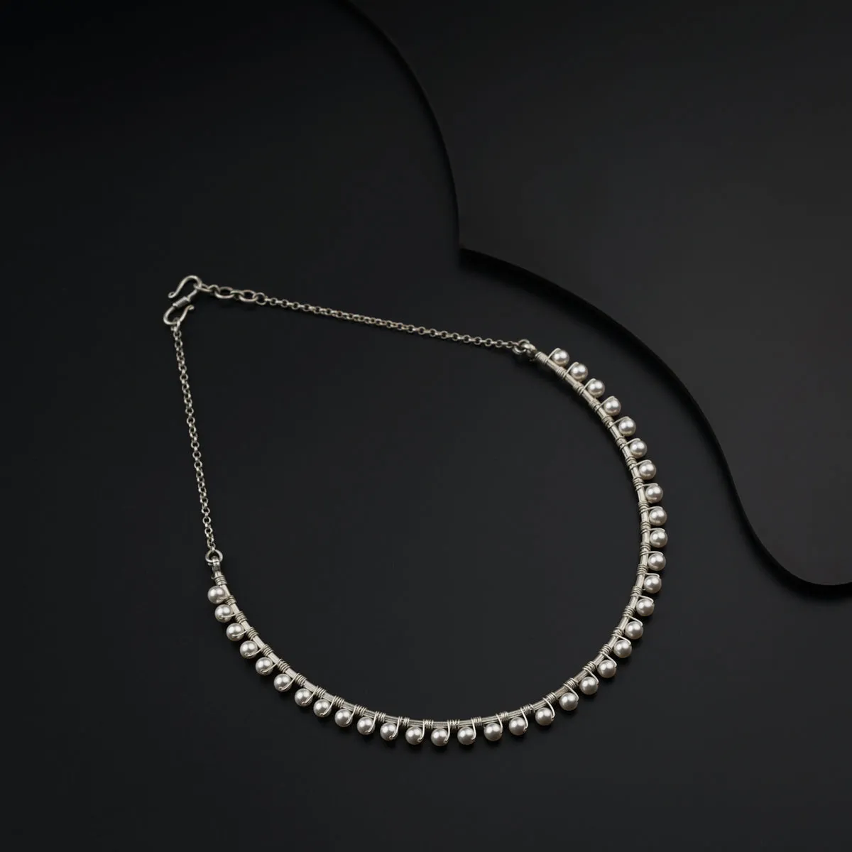 Pearl Collar Choker