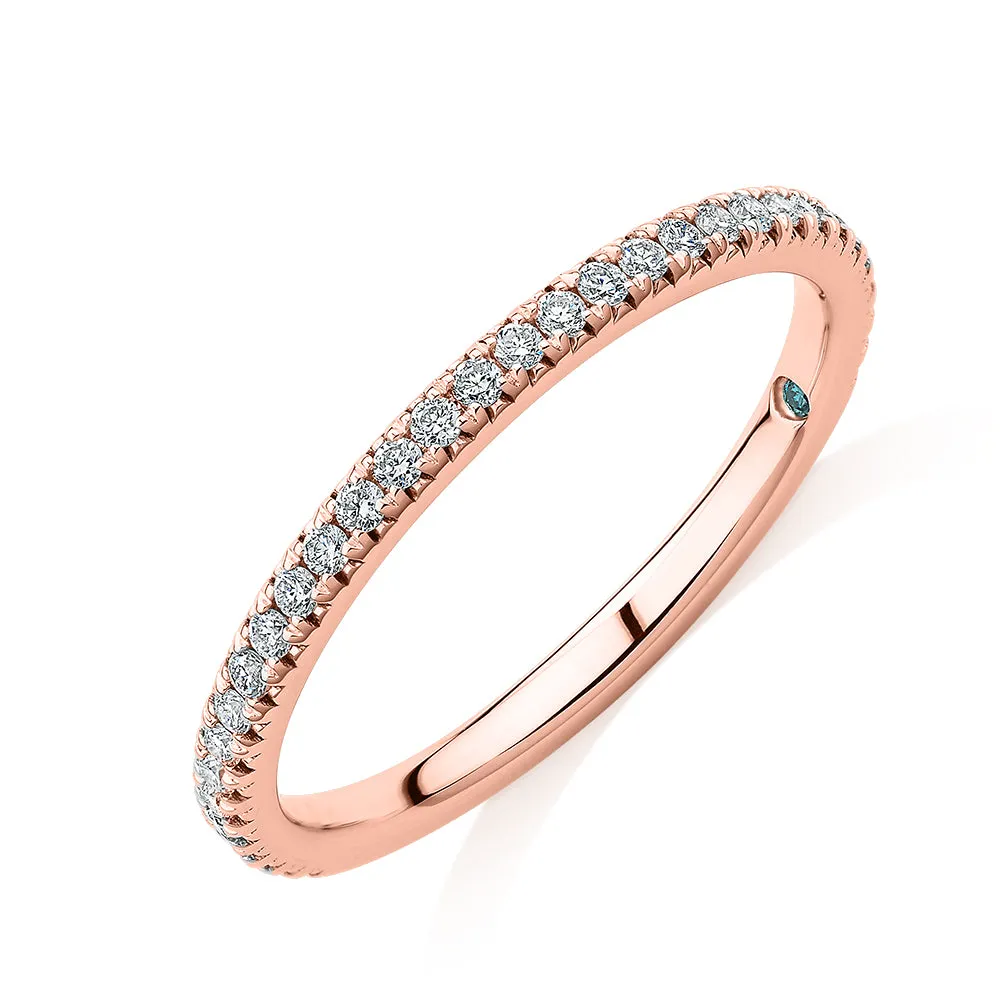 Premium Lab-Grown Diamond, 0.23 carat TW round brilliant wedding or eternity band in 18 carat rose gold