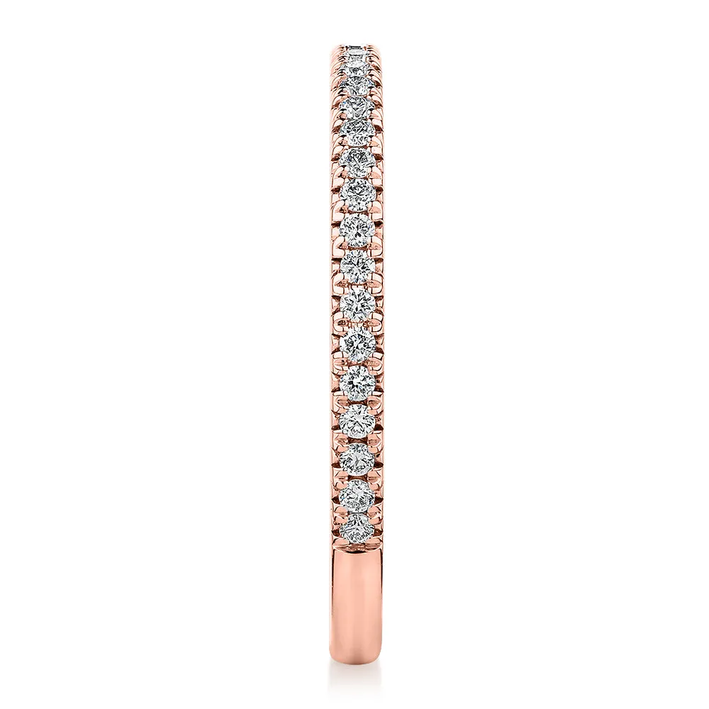 Premium Lab-Grown Diamond, 0.23 carat TW round brilliant wedding or eternity band in 18 carat rose gold