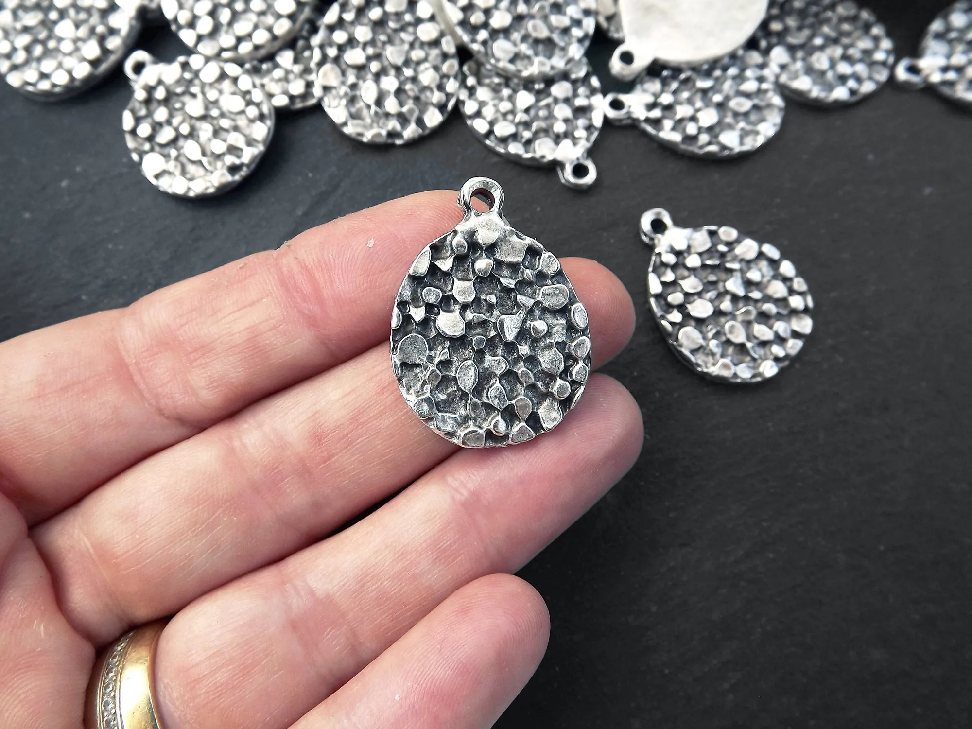 Round Dappled Disc Pendant Charms, Silver Dot Coin Pendant, Matte Antique Silver Plated, 2pc