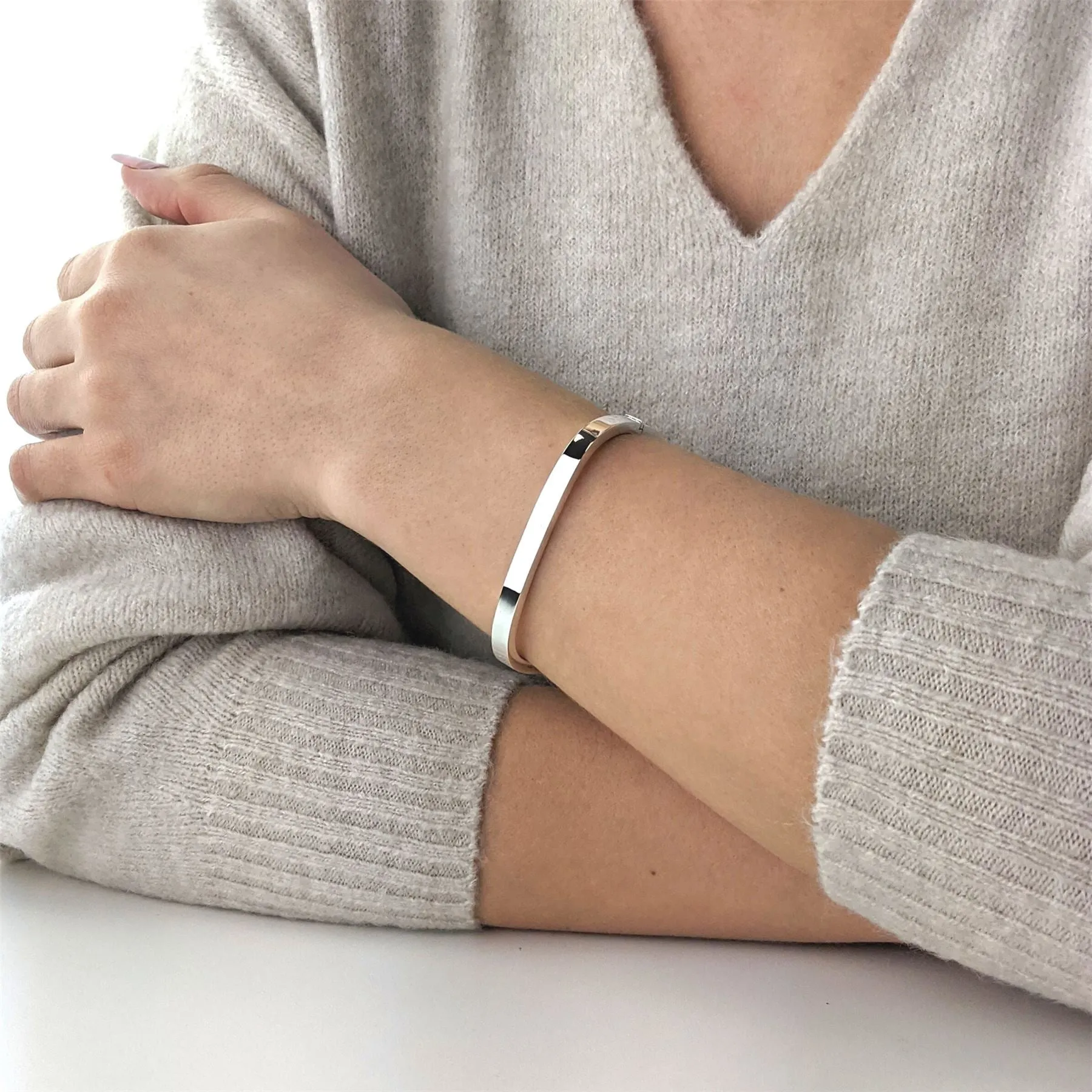 Sterling Silver Rectangular Classic Square Tube Hinged Bangle
