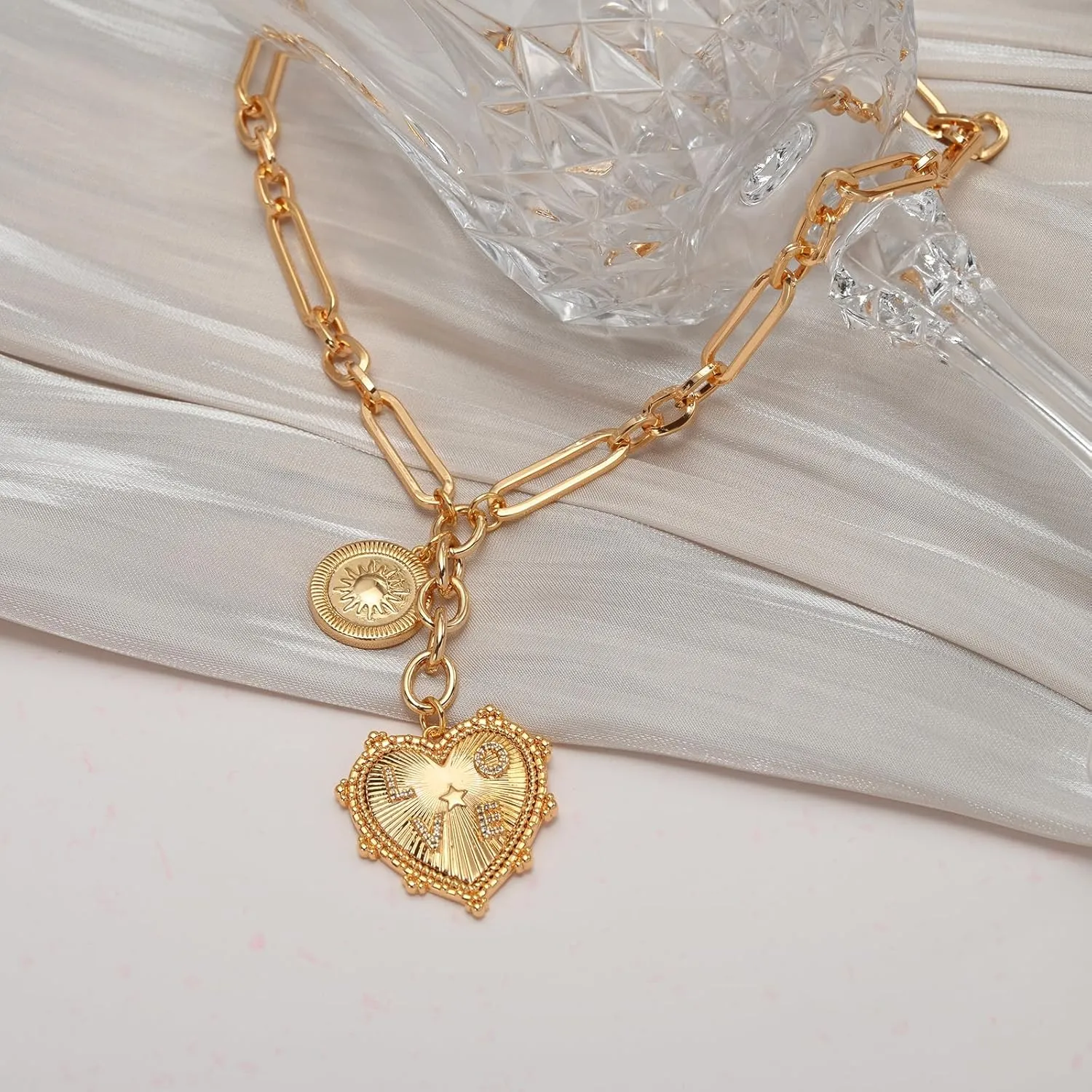 Sun Heart Necklace for Women 18K Gold Plated Heart Pendent Necklace Chunky Chain Choker Necklace Hip Hop Charm Necklace Unisex Necklace