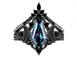 Vintage Alexandrite Gemstone Silver Ring, Alexandrite Gemstone Sterling Silver Ring, Coffin Silver Ring, Color Channing Ring, Black Rhodium Engagement Ring, Women Gemstone Ring, Anniversary Gifts For