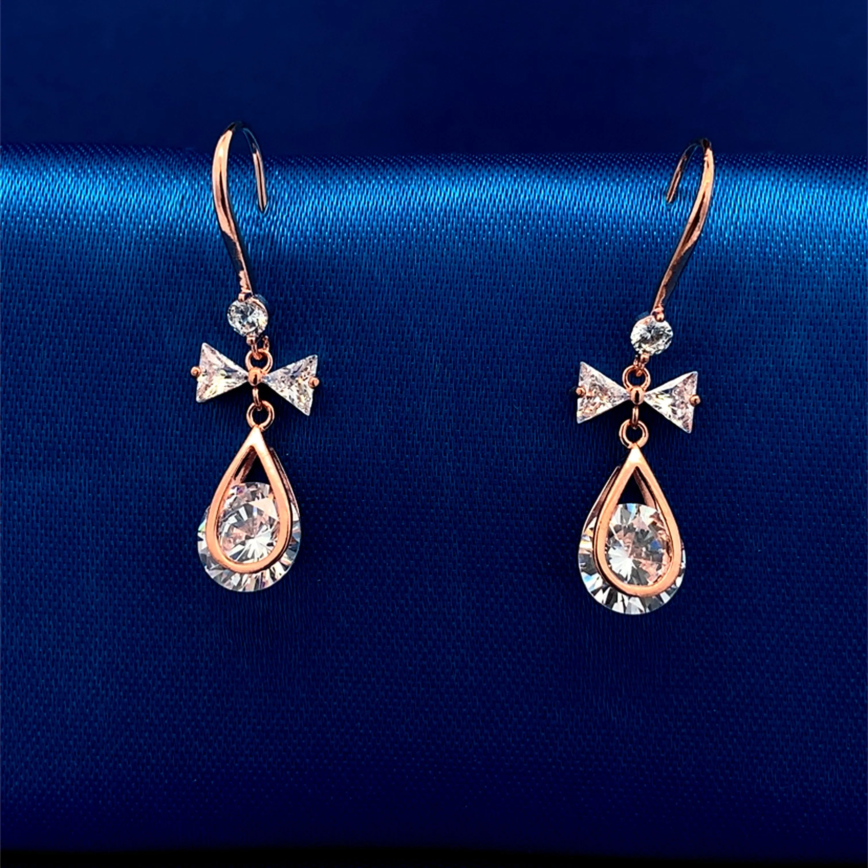 Water Drop Dangle Earrings (Pure Silver)