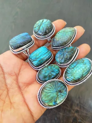 Wholesale Labradorite Stone Rings for Women, 925 Silver Plated Carvin Labradorite Rings, Bulk Gemstone Rings, Wholesale Jewelry, Statement Rings