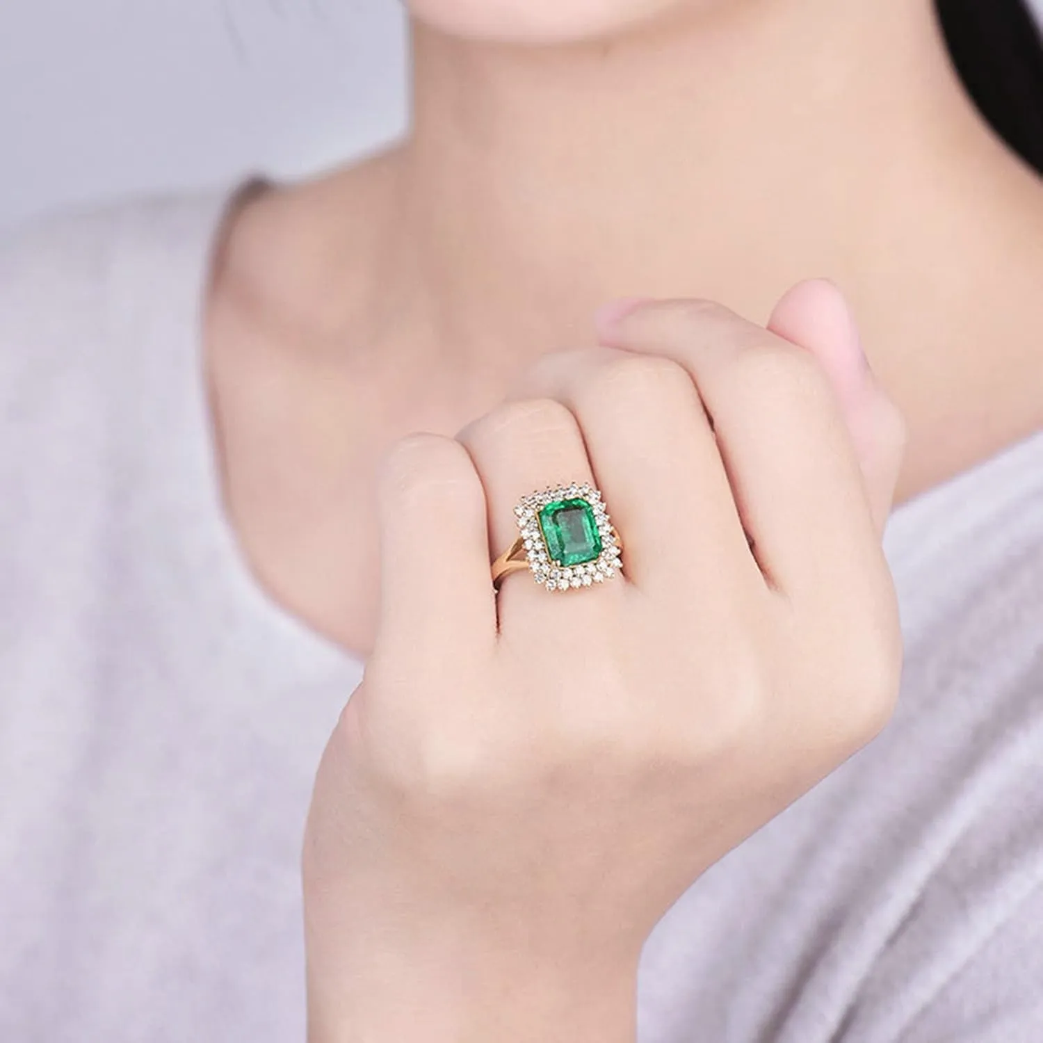 Women's Engagement Rings, Gemstone Rings for Women 18K Gold Asscher Shape Lab Created Emerald Gemstone 2.5ct Womens Fine Rings