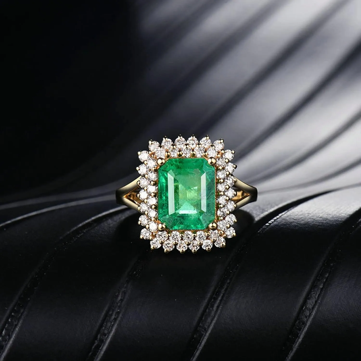 Women's Engagement Rings, Gemstone Rings for Women 18K Gold Asscher Shape Lab Created Emerald Gemstone 2.5ct Womens Fine Rings