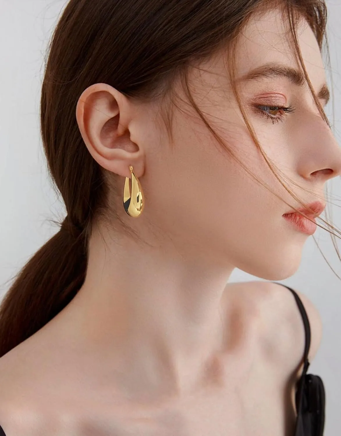 WOWORAMA Big Chunky Hoop Earrings for Women Silver Gold Stainless Steel Hoop Earrings Oval Thick Hollow Tube Hoop Earrings 20/30/40MM Hoops