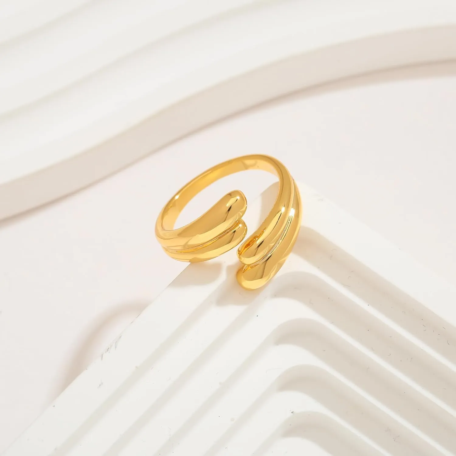 WOWORAMA Gold Open Band Rings for Women Chunky Gold Stackable Ring Dome Teardrop Heart Rings Trendy Gold Statement Ring Adjustable Open Band Rings