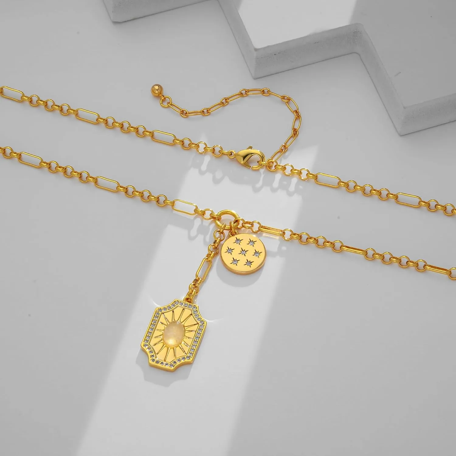 WOWORAMA Gold Pendant Necklace for Women Trendy Sun Star Cross Charm Necklace Lucky Leaf Heart Choker Necklace Chunky Gold Chain Necklace