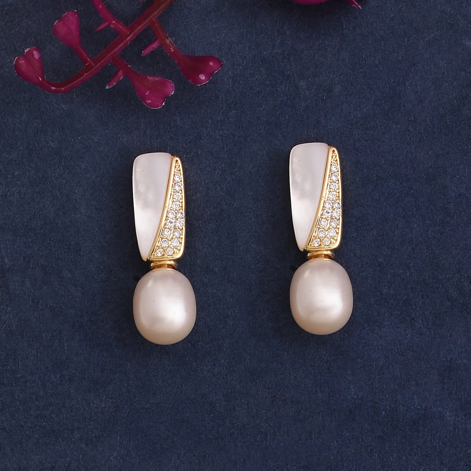 Zara Fashionable Stud Earrings