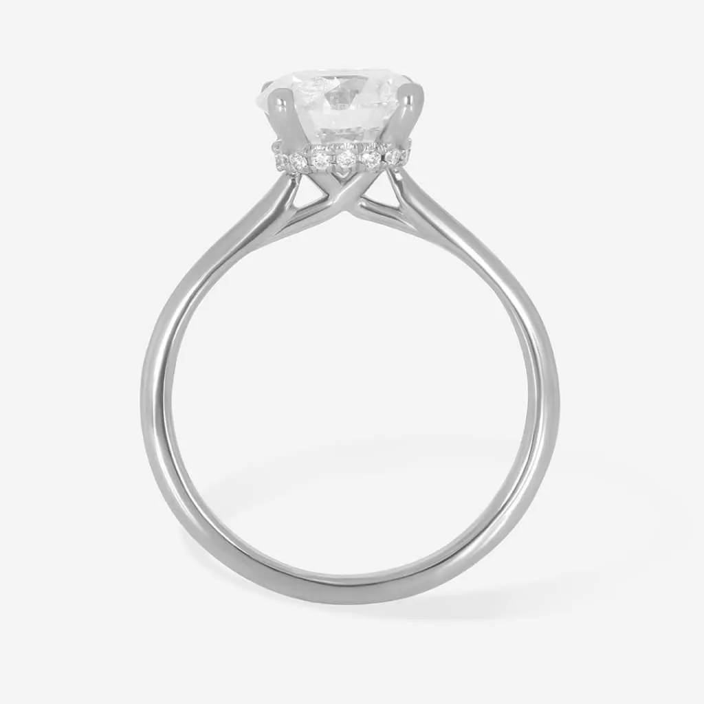 Zariyah 1.50ct | Oval Solitaire Lab Diamond Set in Platinum