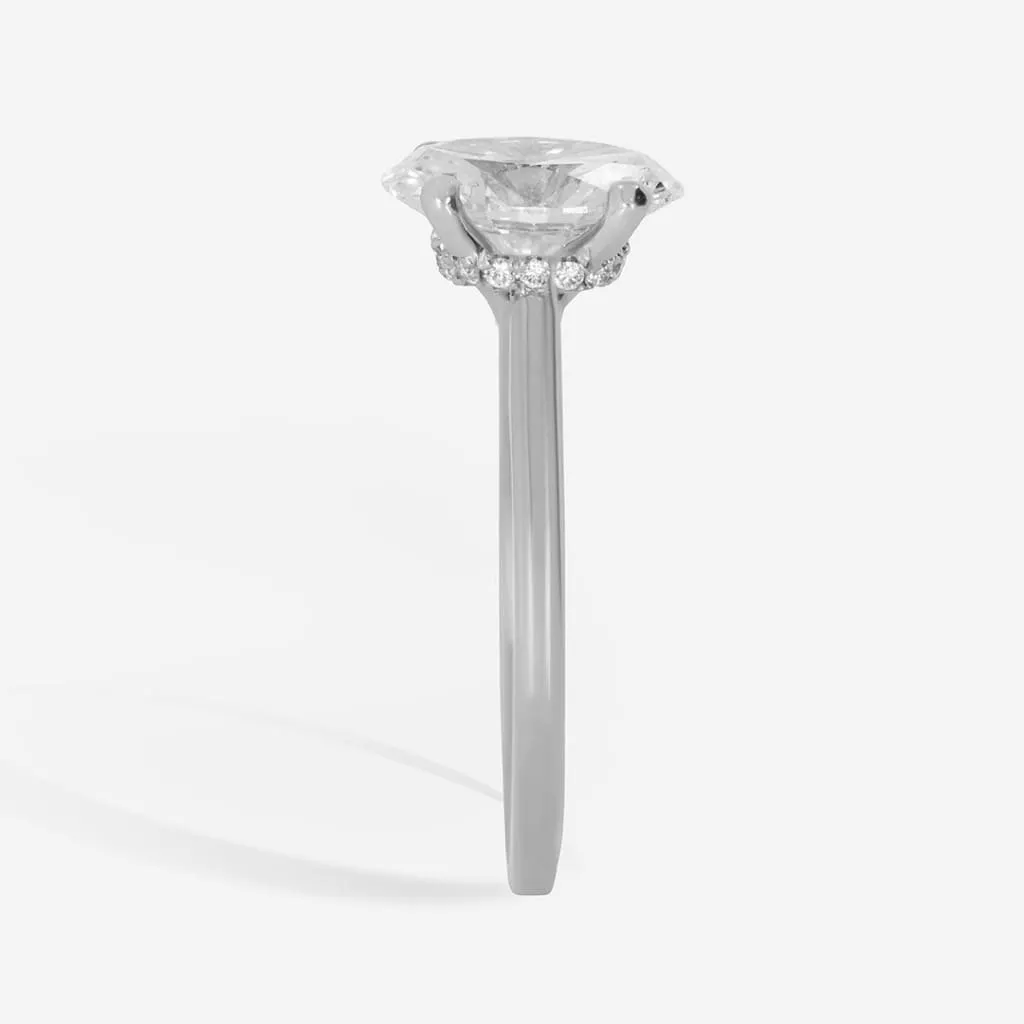 Zariyah 1.50ct | Oval Solitaire Lab Diamond Set in Platinum